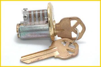 Metro Locksmith Services Portland, OR 503-404-4028 - 12-rekeying-locks