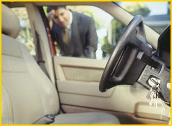 Metro Locksmith Services Portland, OR 503-404-4028 - 20-keys-locked-in-car
