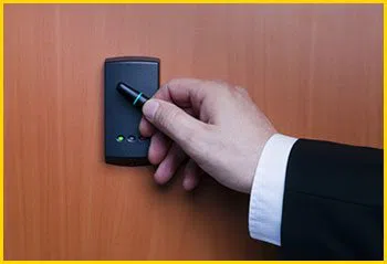 Metro Locksmith Services Portland, OR 503-404-4028 - 8-commercial-locksmith-store